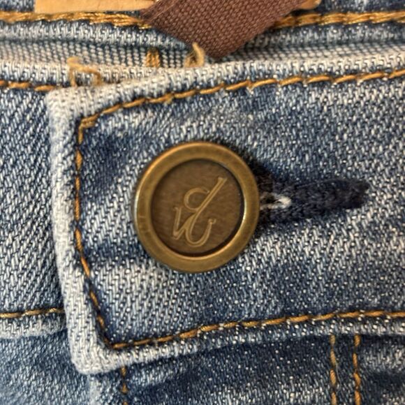 Floral Embroidered Women's Jeans - Picture 4 of 8